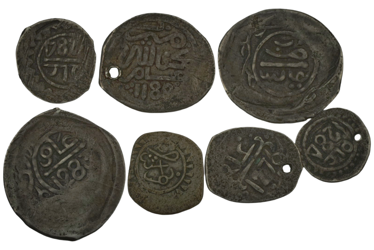Ag lot 12 Dirhama uit de Alouitische periode 1